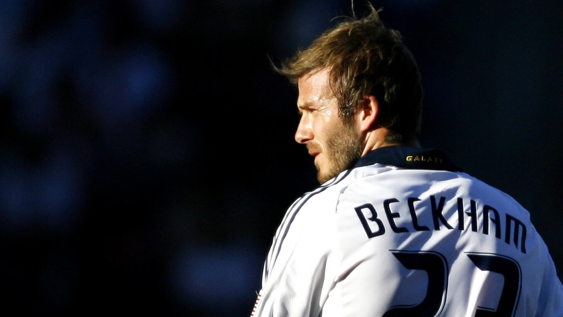 墨西哥球星转会巴塞罗那，迎来新挑战，墨西哥男足能否战胜巴西晋级决赛