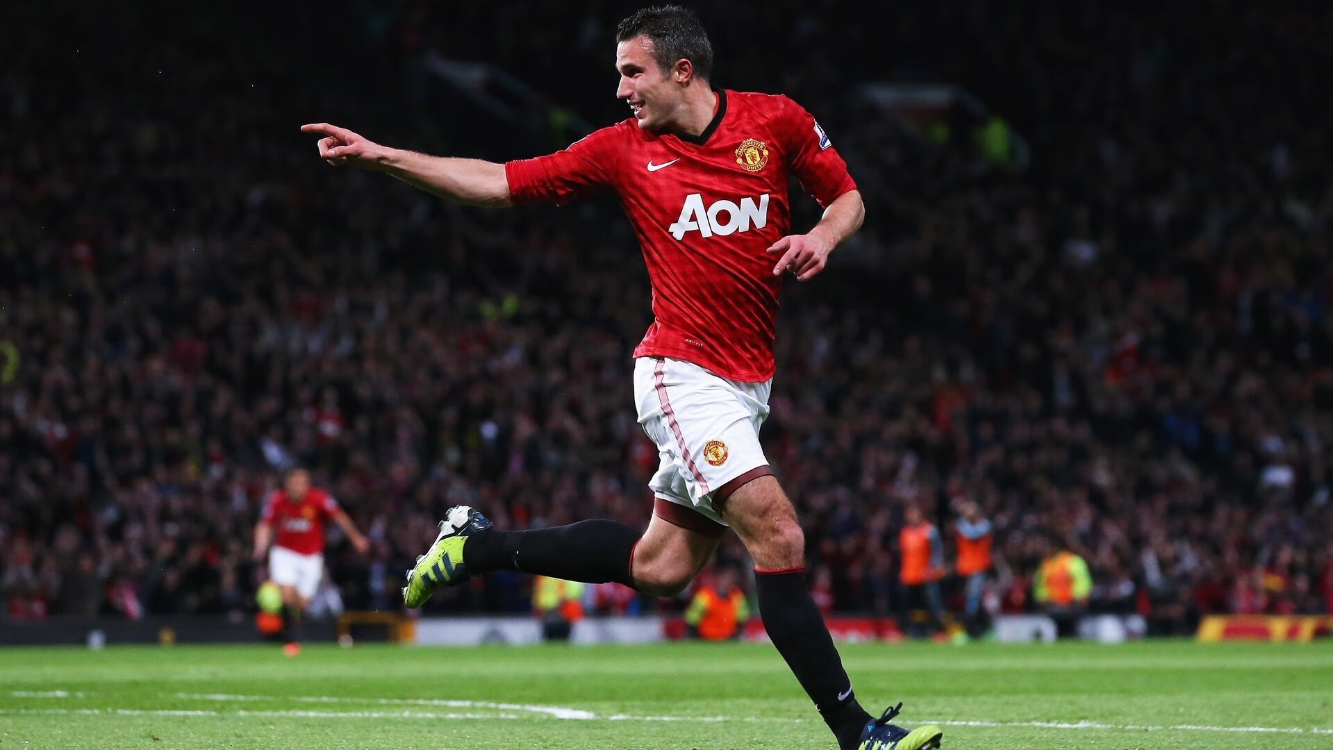 科曼连续进球！拜仁轻松战胜对手，全队士气高涨，科曼在拜仁踢什么位置